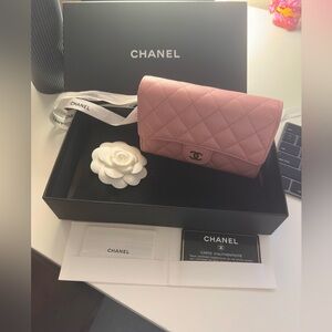 🎀CHANEL Caviar leather, pink wallet Petite Maroquinerie